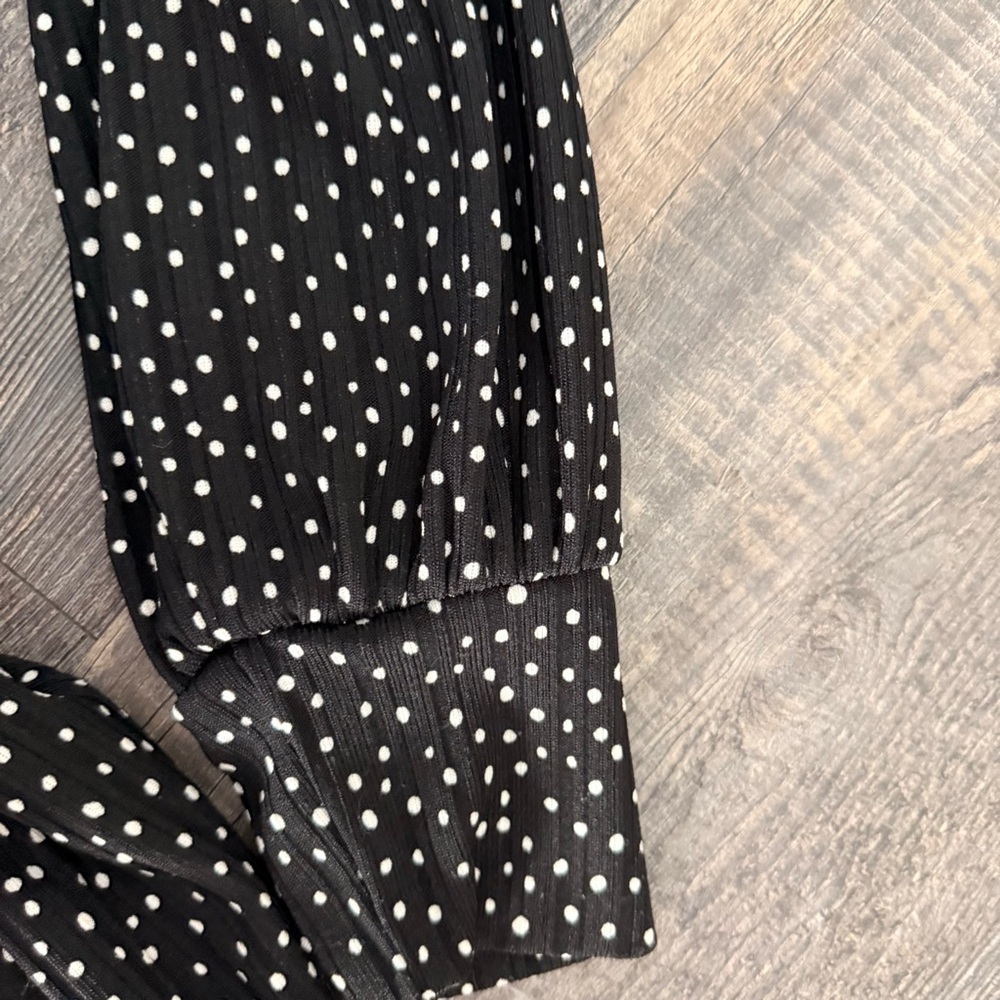 River Island Black Long Sleeve Dress with White Dots - Picture 6 of 7